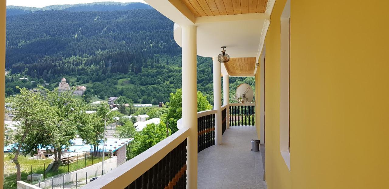 Hilltop Местія Екстер'єр фото